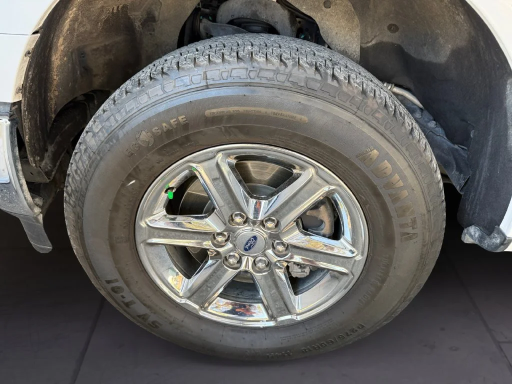 Used 2024 White Ford XLT image 9