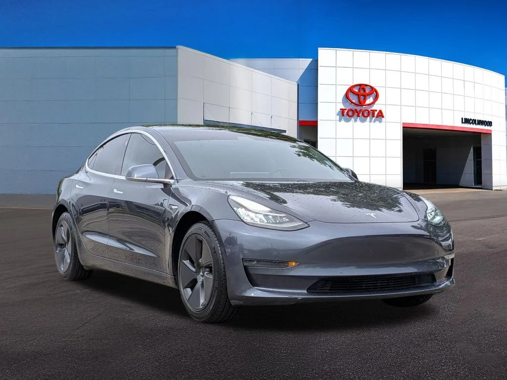 Used 2020 Gray Tesla Standard image 9