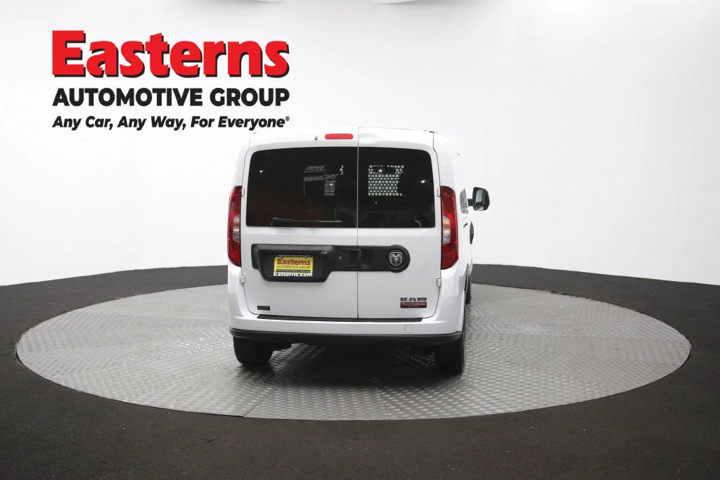 Used 2022 White Ram Base image 38