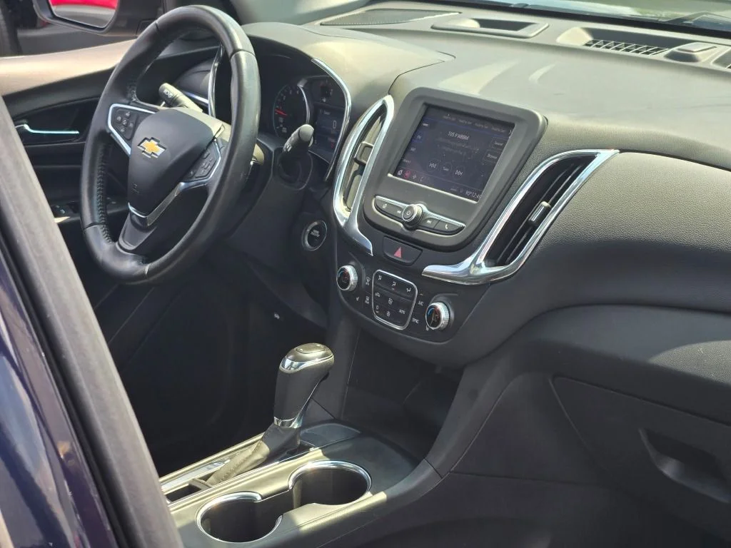 Used 2021 Blue Chevrolet LT image 9