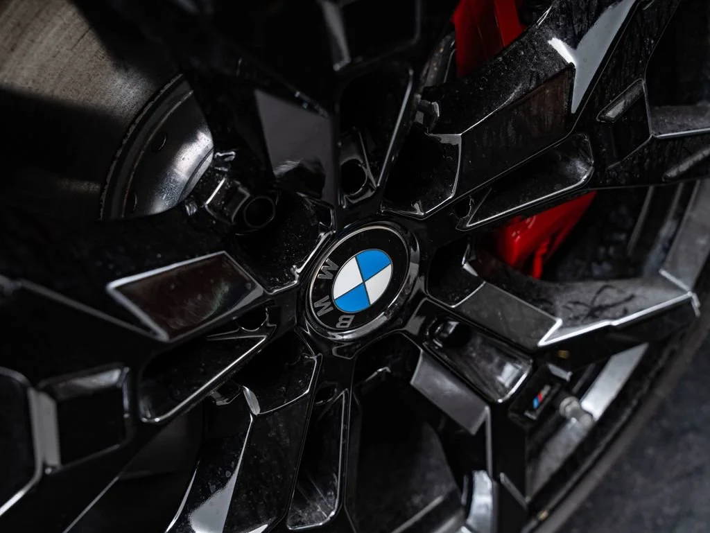 New 2027 Black Sapphire Metallic BMW M440i xDrive image 8