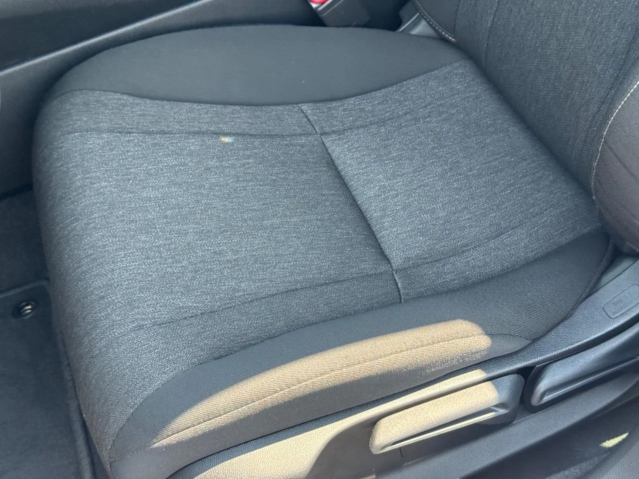 2025 Honda Accord LX - Photo 25