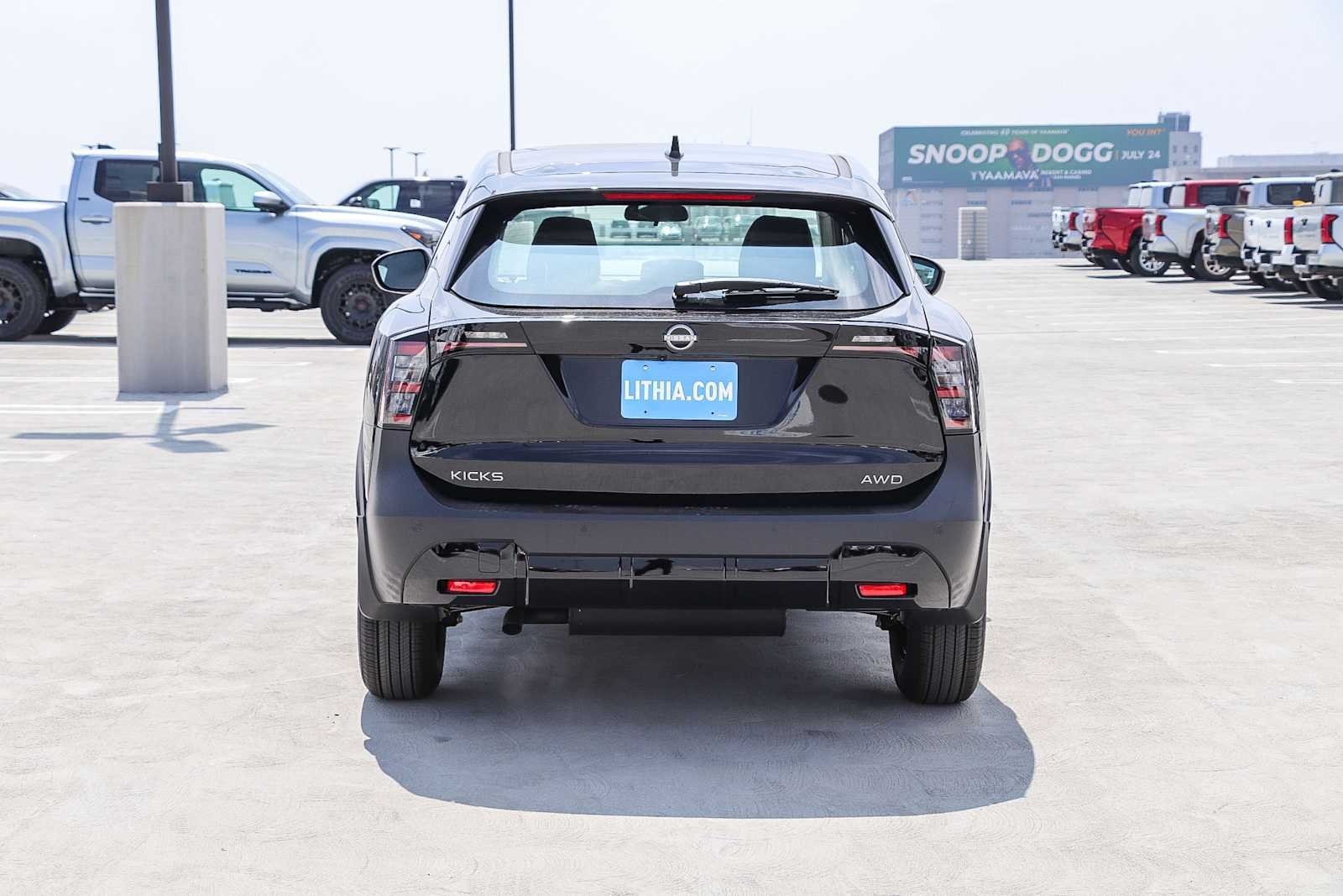 Nuevo 2026 Super Black Nissan S image 7