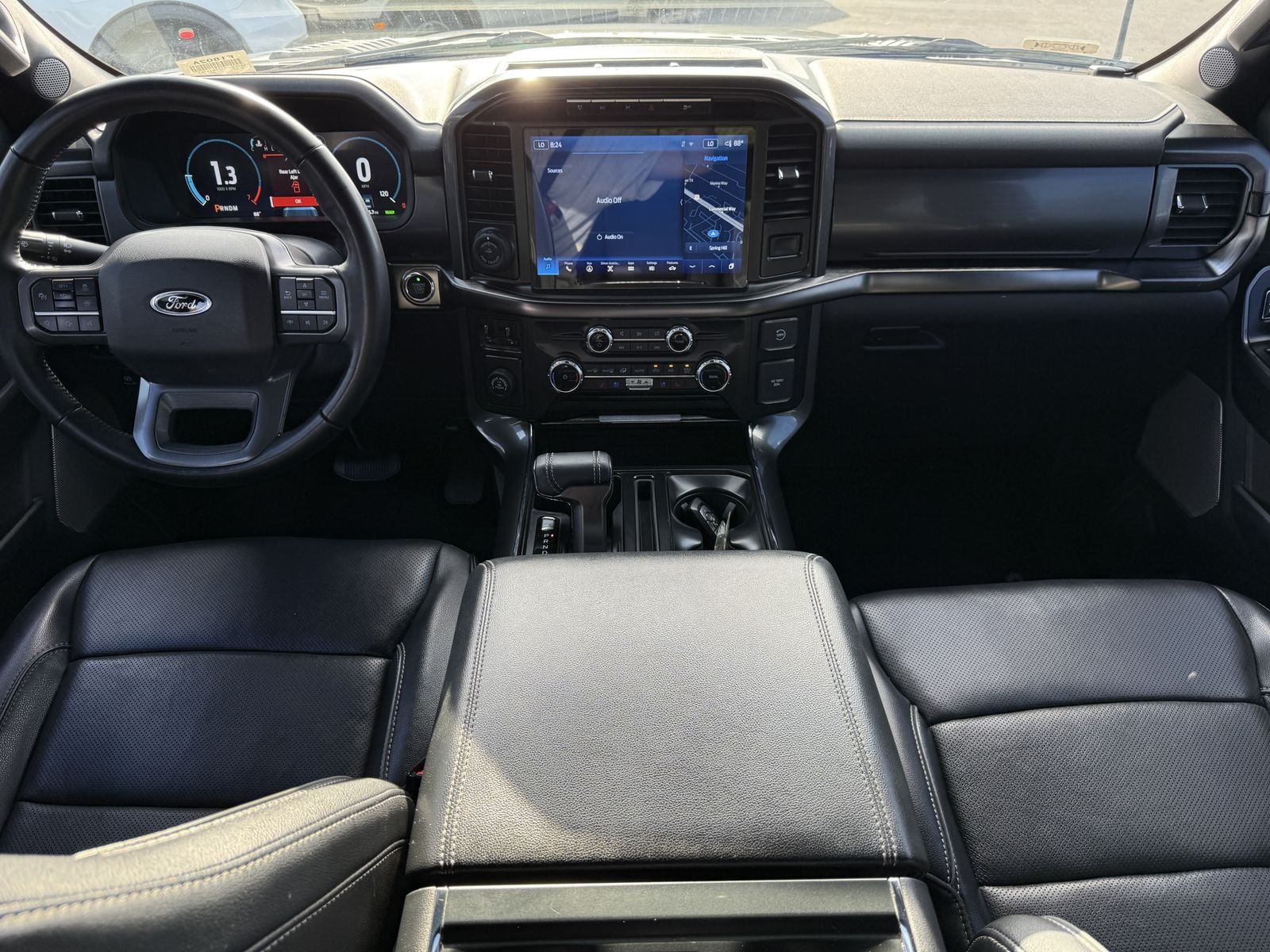 Used 2023 Gray Metallic Ford Lariat image 15
