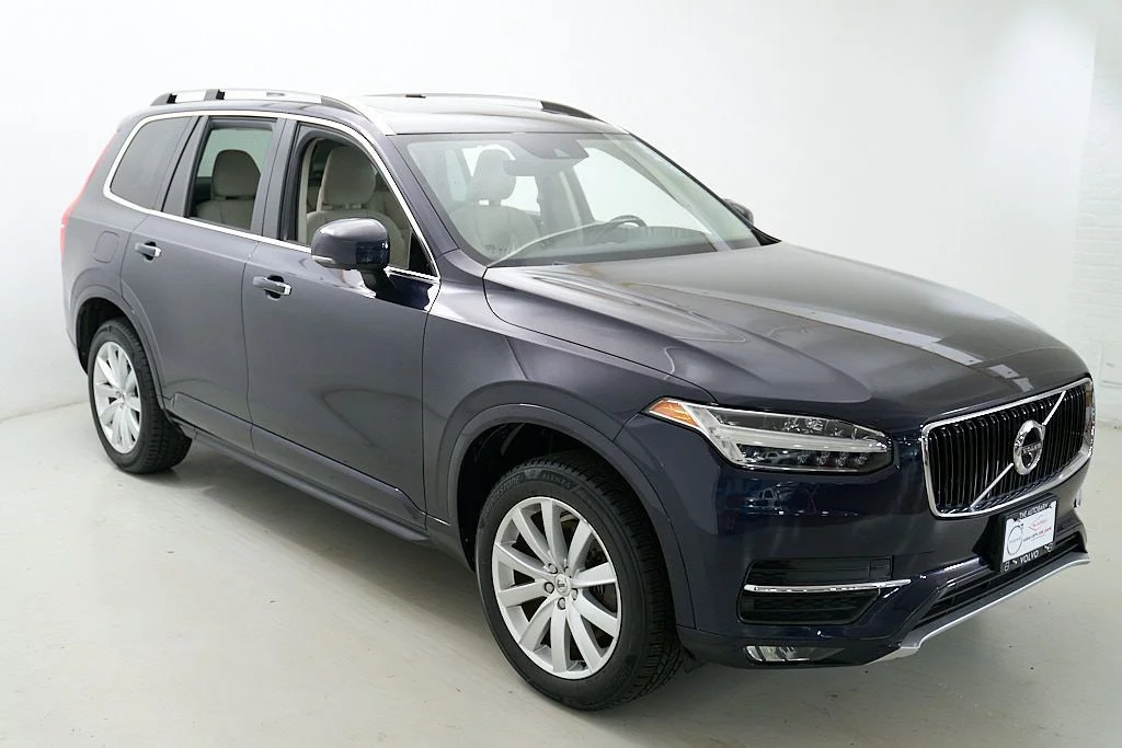 Used 2016 Blue Volvo T6 Momentum image 4