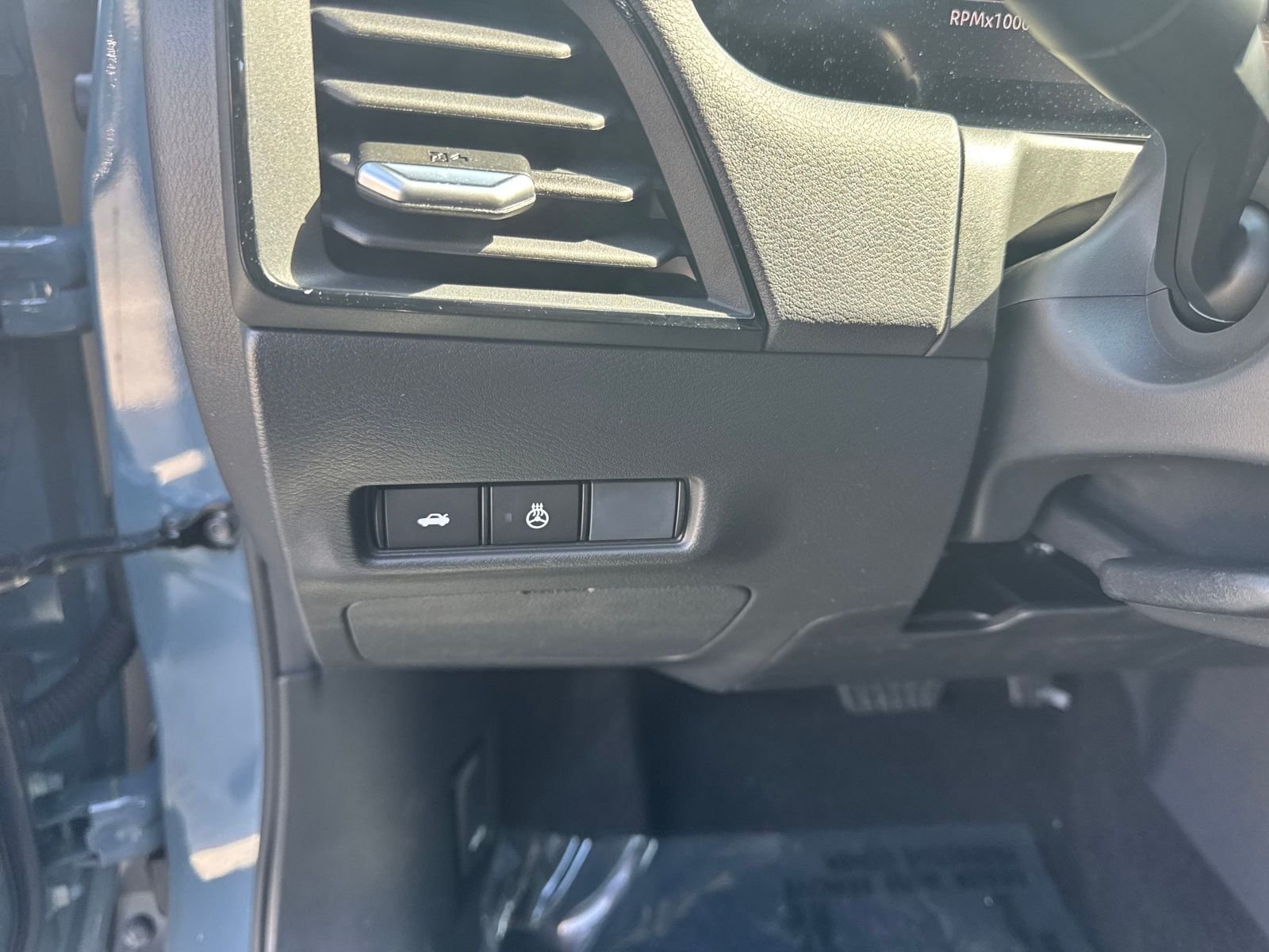 New 2026 Nissan Sentra SV 4D Sedan