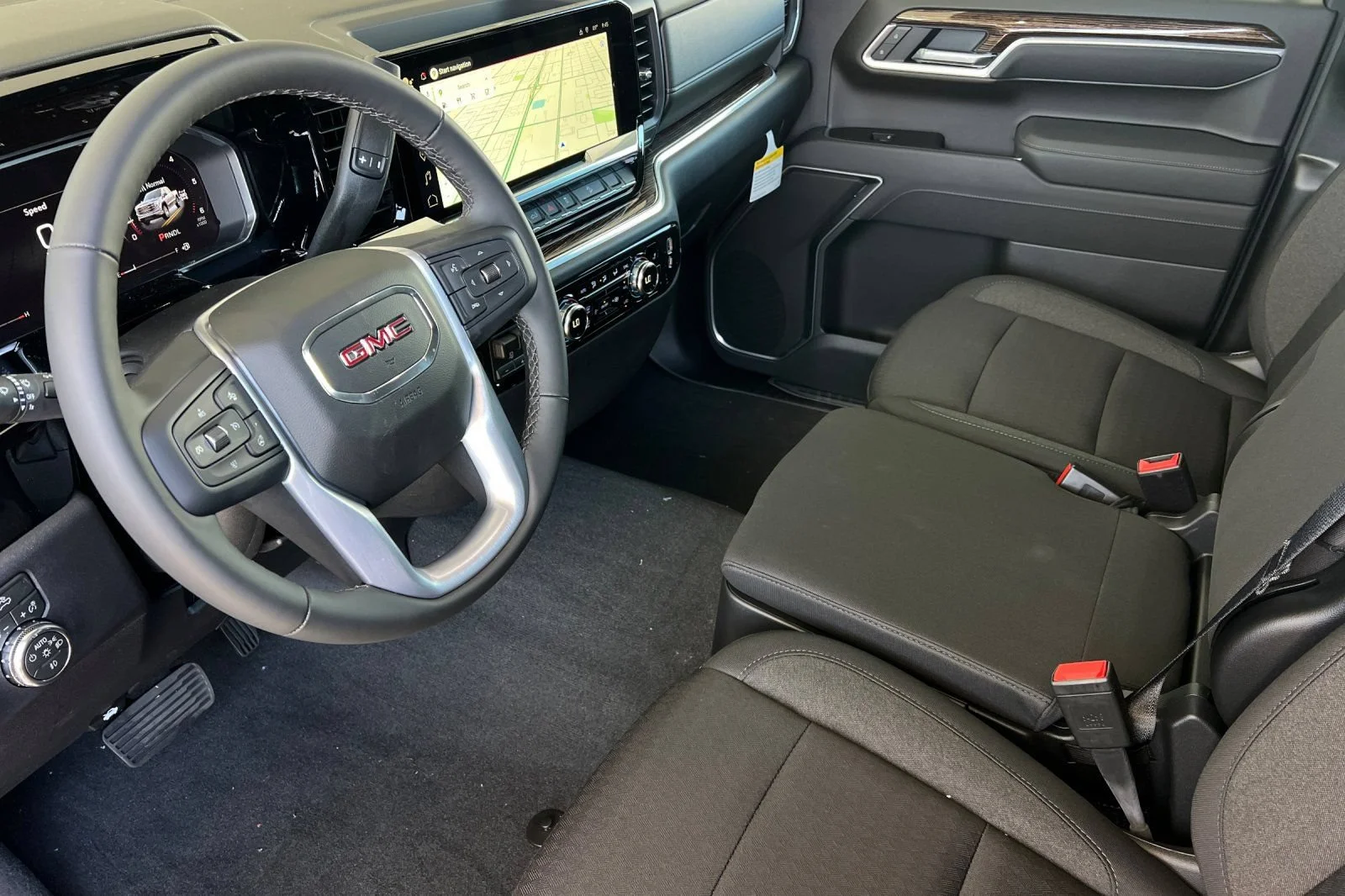 New 2026 Sterling Metallic GMC Elevation image 7