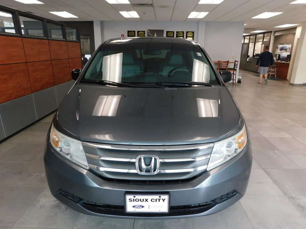 Used 2011 Honda Odyssey EX-L with VIN 5FNRL5H63BB085814 for sale in Sioux City, IA