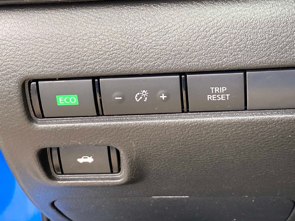 Used 2021 Blue Nissan SV image 23