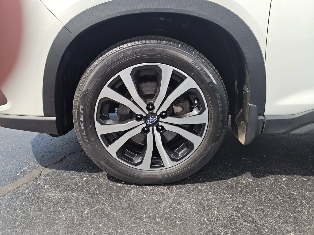Used 2023 White Subaru Limited image 10