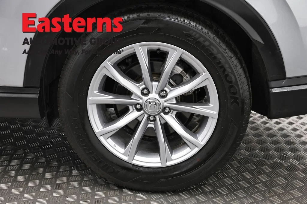 Used 2025 Gray Honda EX-L image 33