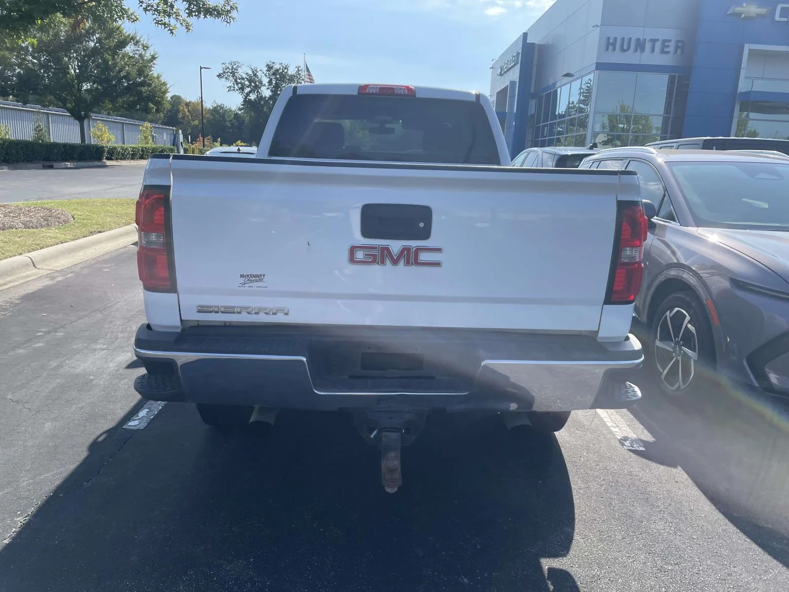 Used 2015 SUMMIT WHITE GMC  image 5