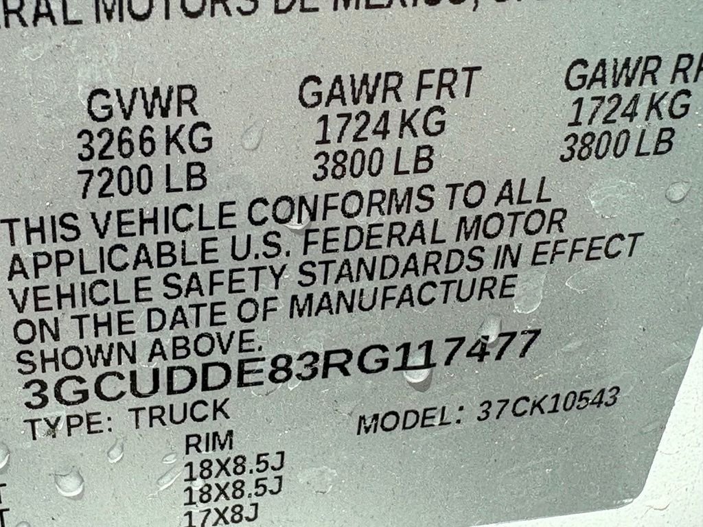 Used 2024 White Chevrolet LT LT1 image 18