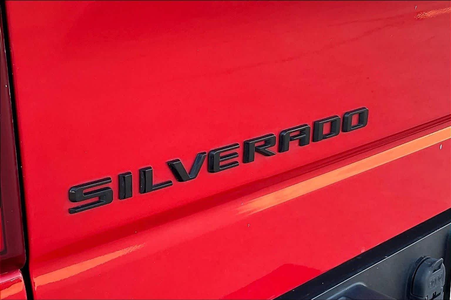 Used 2022 Red Hot Chevrolet LT Trail Boss image 29