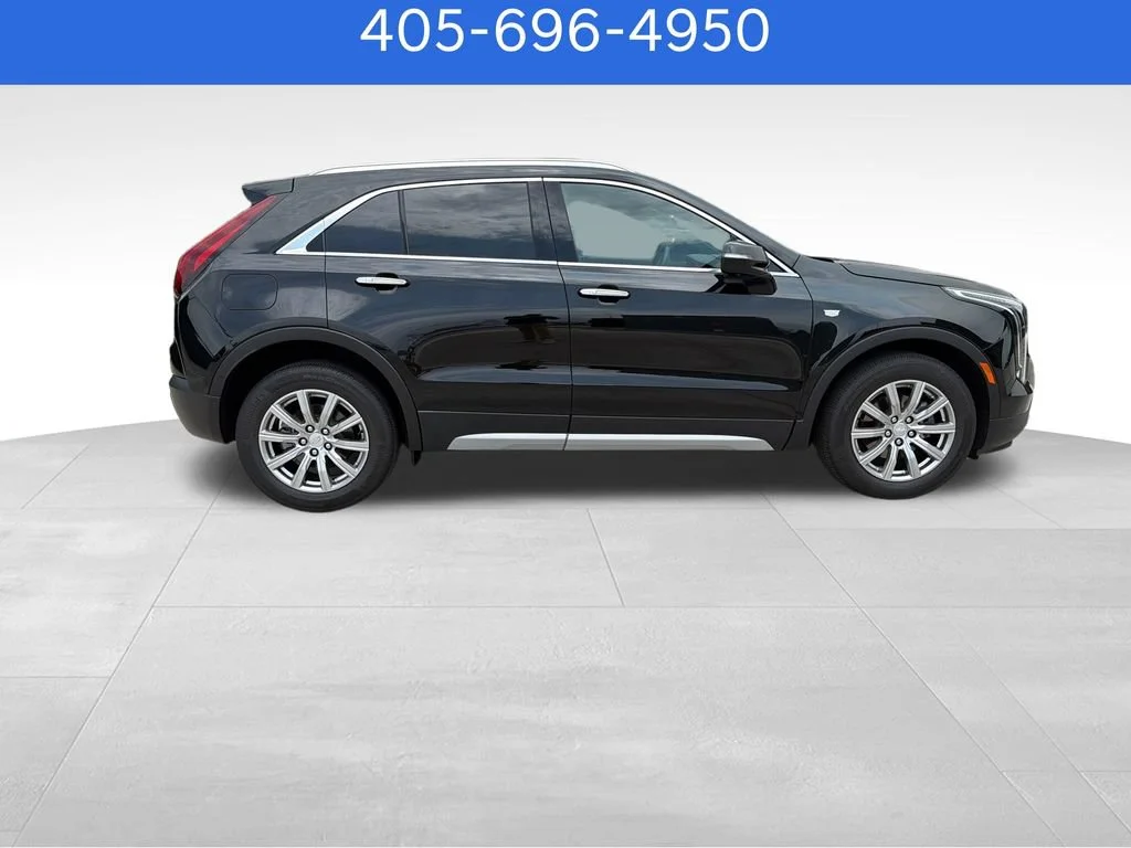 Pre-Owned 2023 Cadillac XT4 FWD Premium Luxury