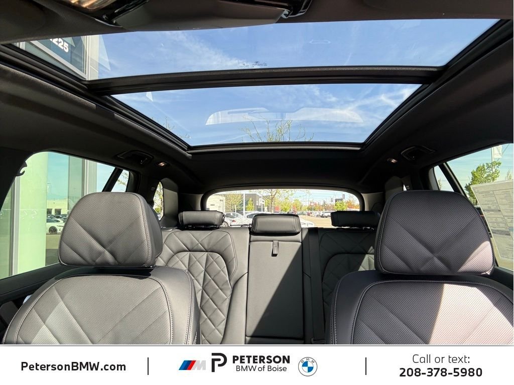 New 2026 Mineral White Metallic BMW xDrive40i image 35