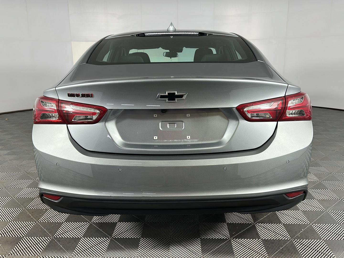 Used 2024 Sterling Gray Metallic Chevrolet LT image 6