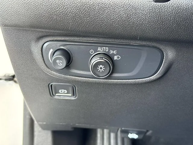2024 GMC Terrain SLE - Photo 43