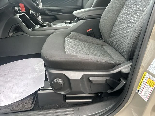 New 2026 Marsh Gray Ford XLT image 15