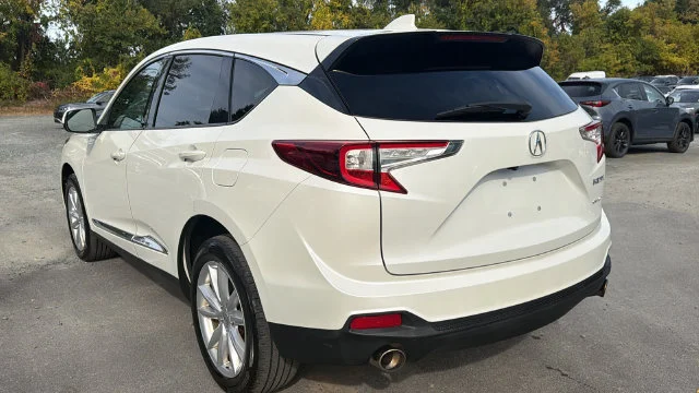 Used 2019  Acura Base image 7