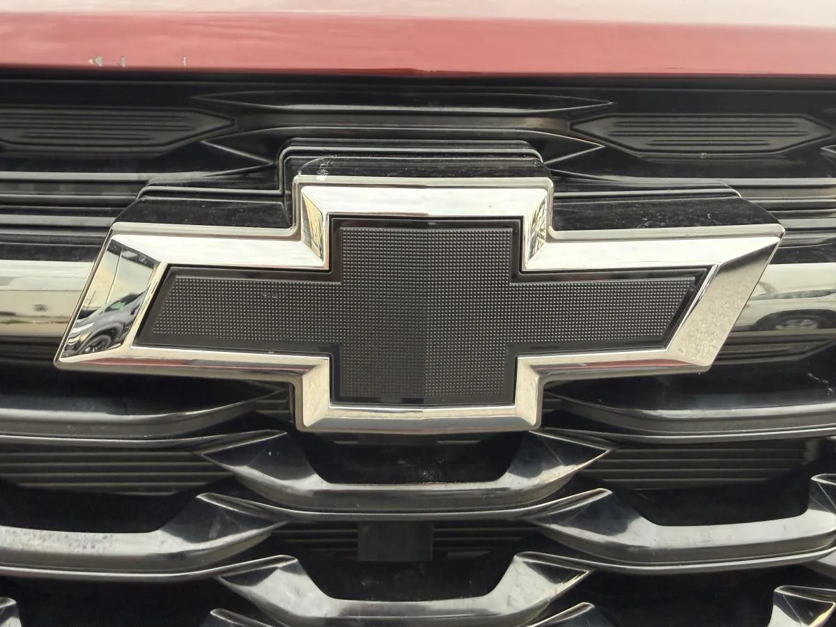 Certified Used 2024 Red Chevrolet 1sa Activ image 11