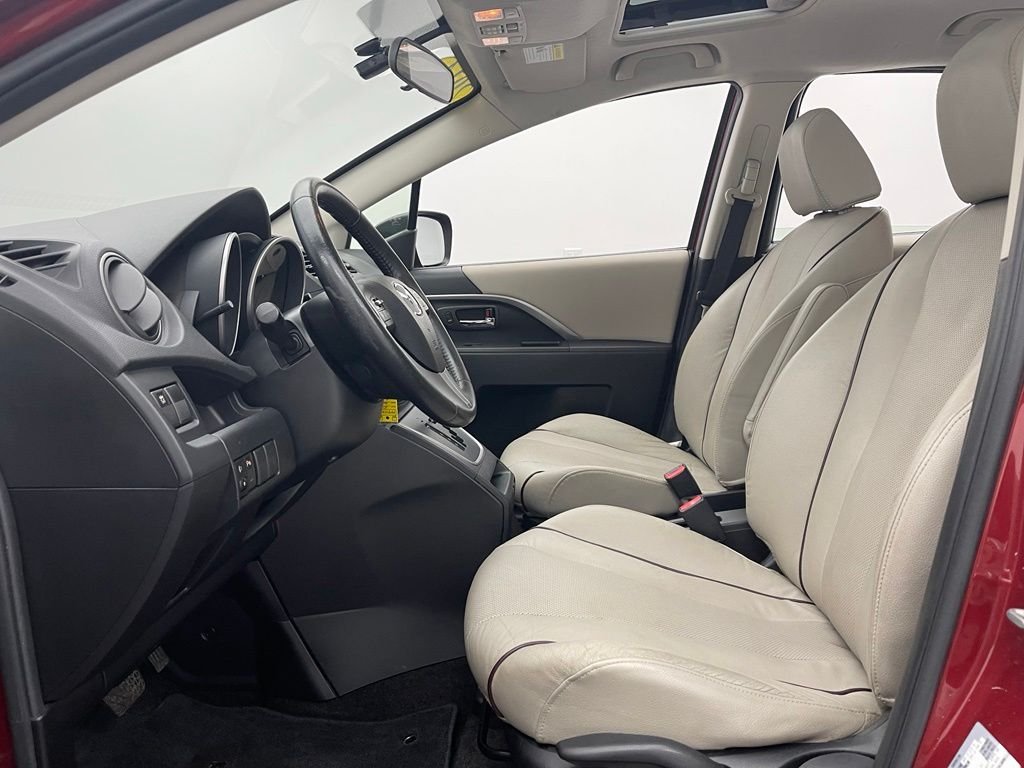 Used 2014 Zeal Red Mica Mazda Grand Touring image 16