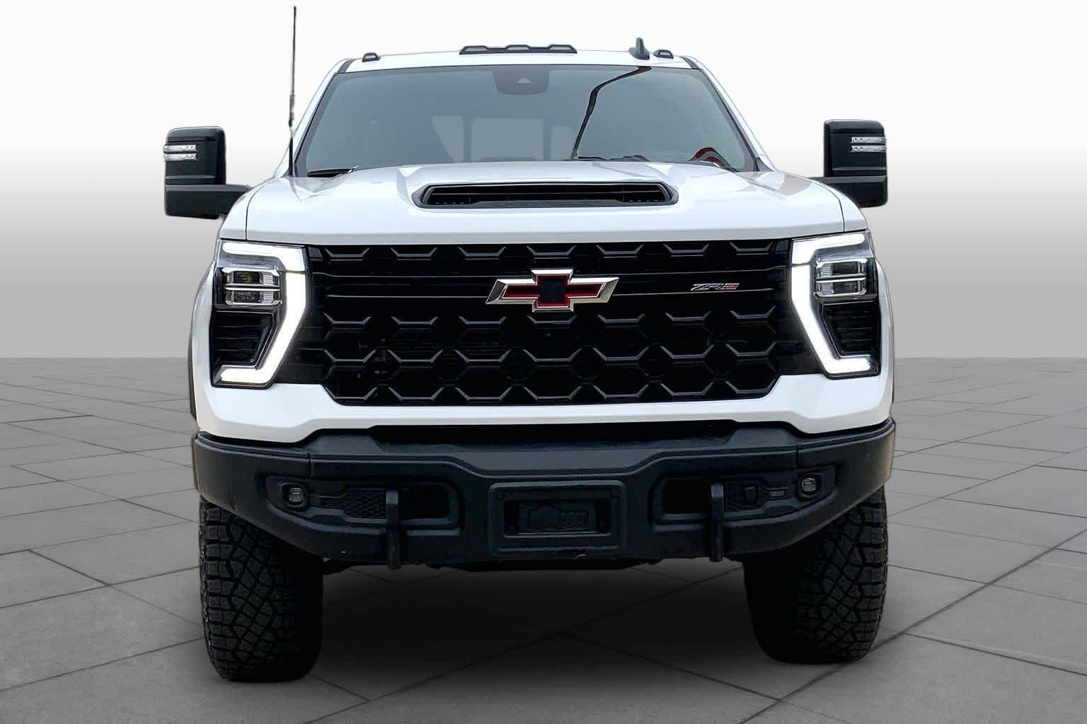 Used 2024 Summit White Chevrolet ZR2 image 4