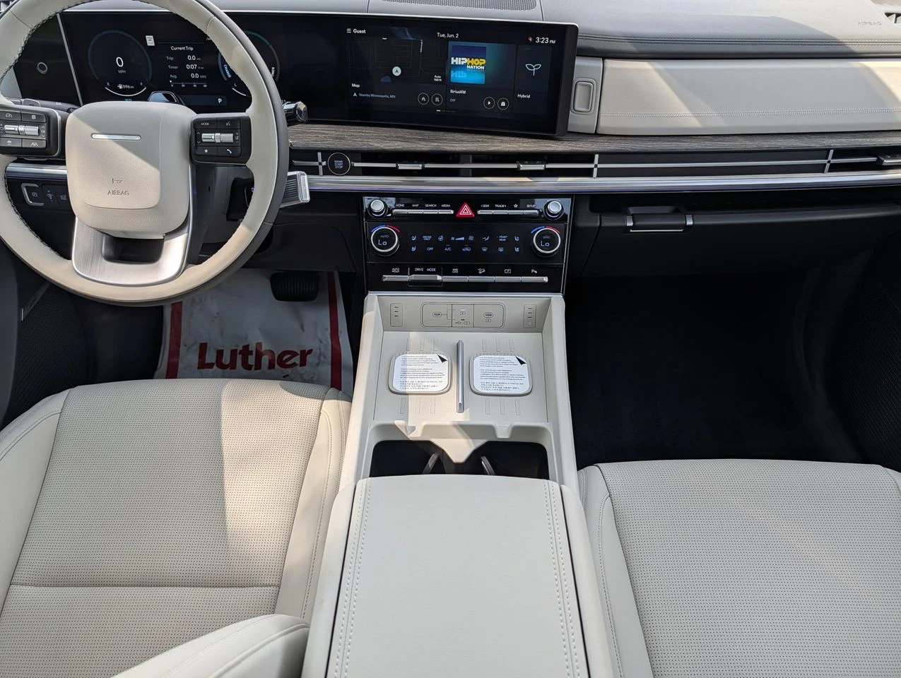 New 2026 Serenity White Hyundai Calligraphy image 9