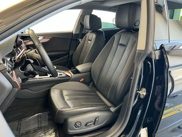 Used 2022 Brilliant Black Audi Premium image 38