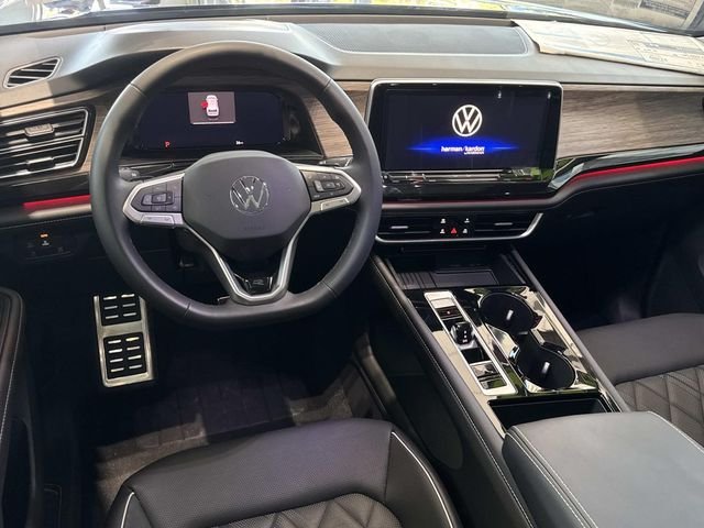 2025 Volkswagen Atlas SEL Premium R-Line - Photo 8