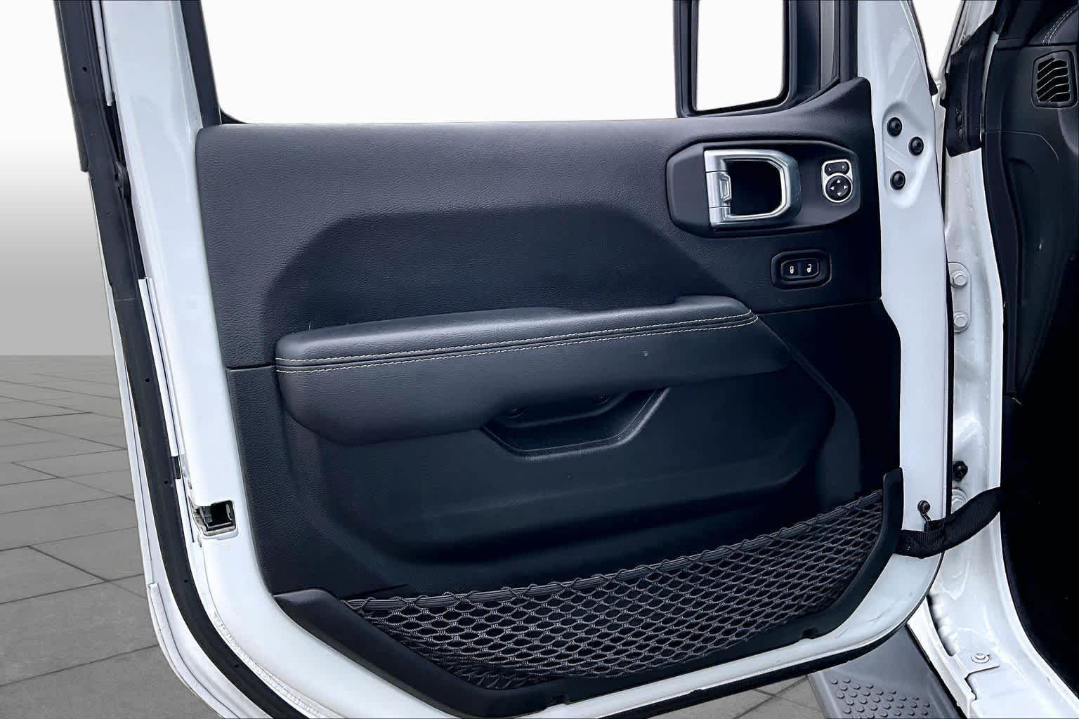 Used 2023 Bright White Clearcoat Jeep Sahara image 20