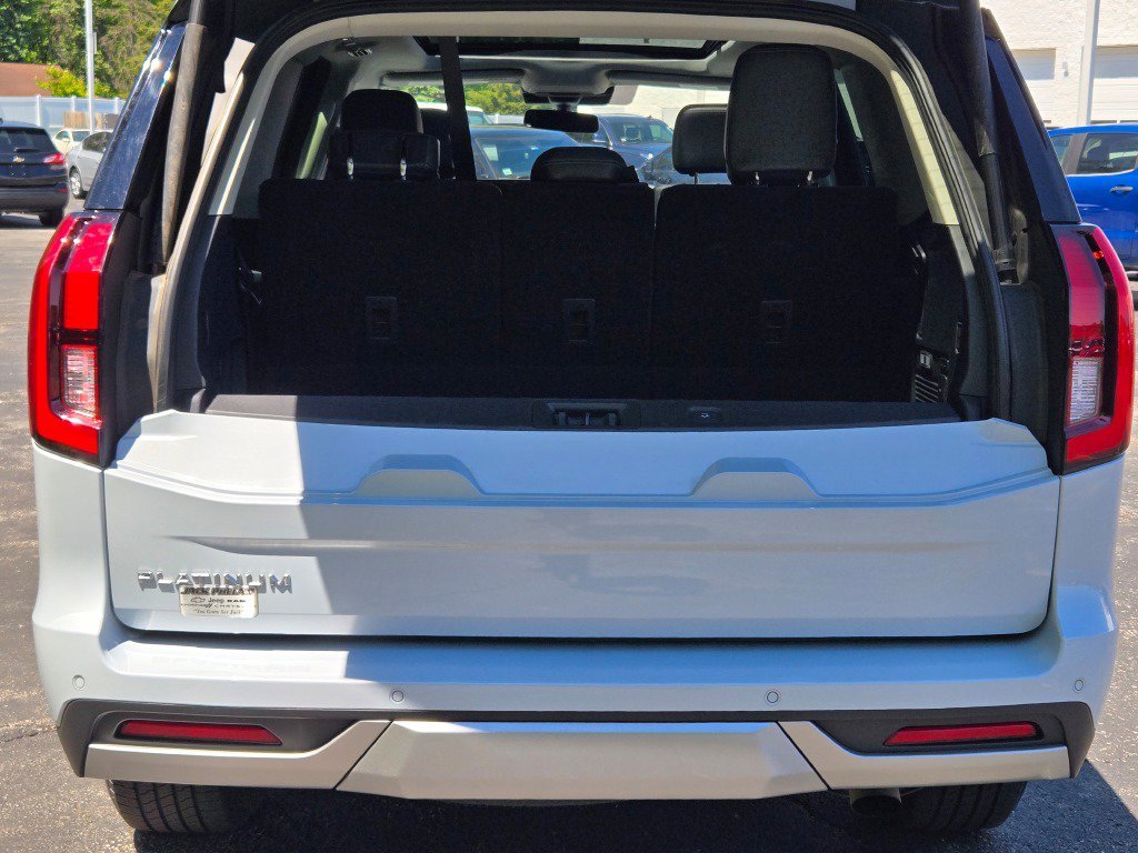 Used 2025 Space Silver Meta Ford Platinum image 15