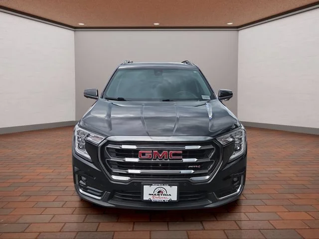 Used 2023 Ebony Twilight Metallic GMC AT4 image 2