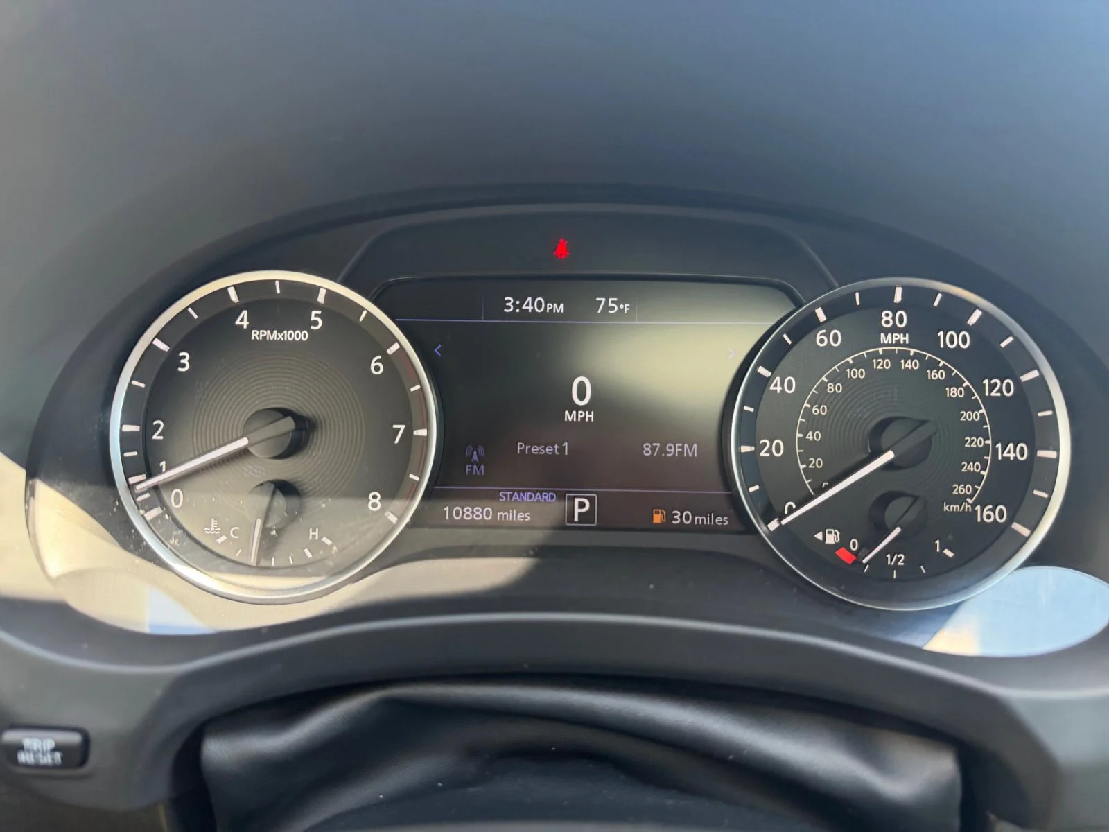Used 2025 Slate Gray INFINITI LUXE image 15