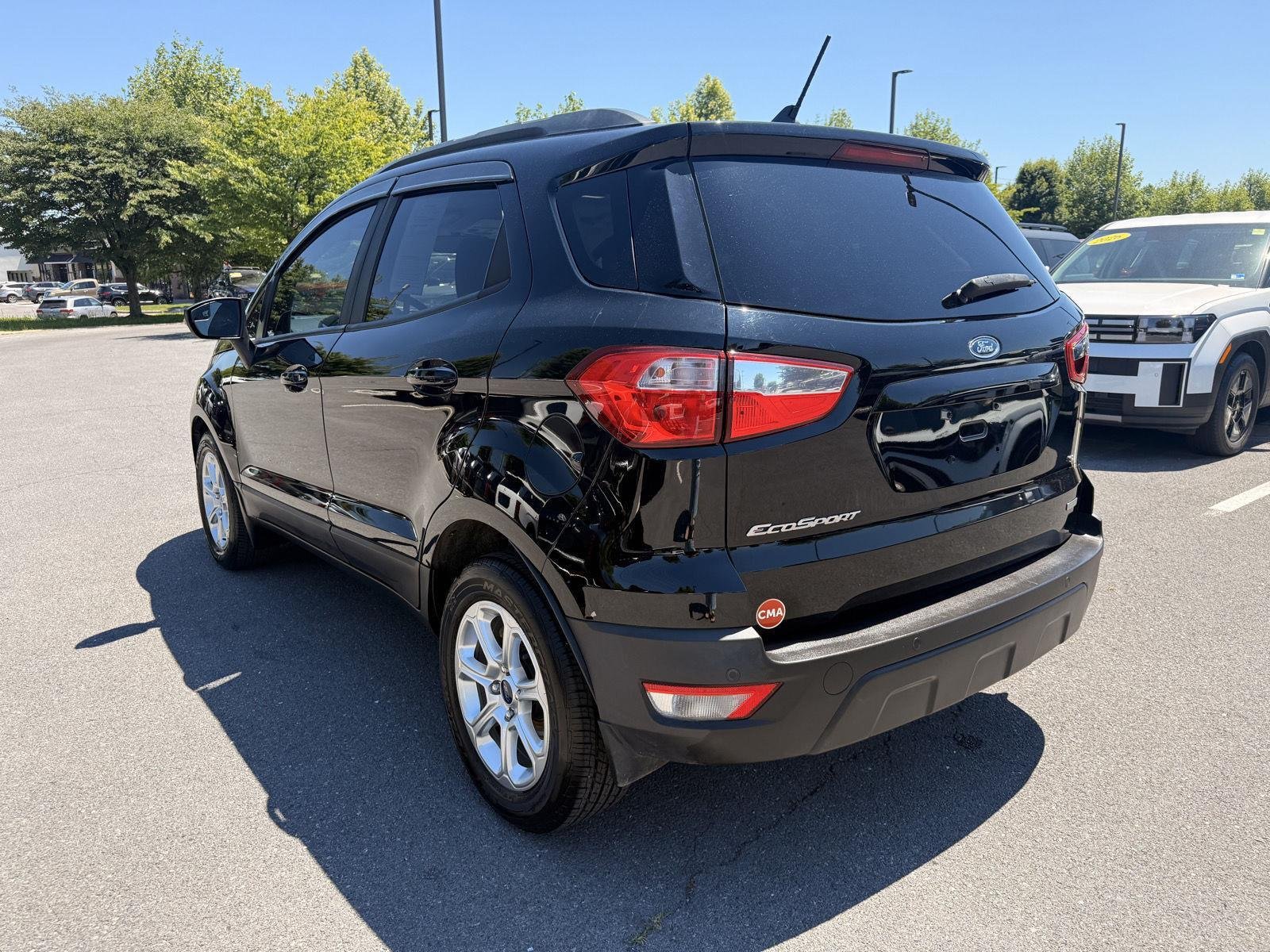 Used 2019 Shadow Black Ford SE image 5