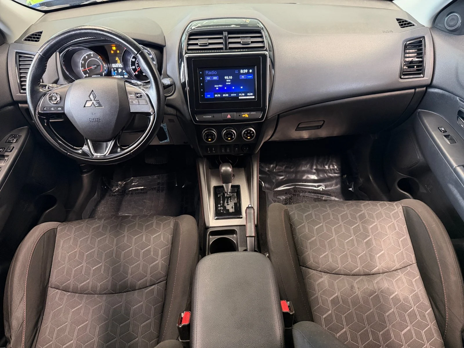 Used 2021 Octane Blue Metallic Mitsubishi LE image 22
