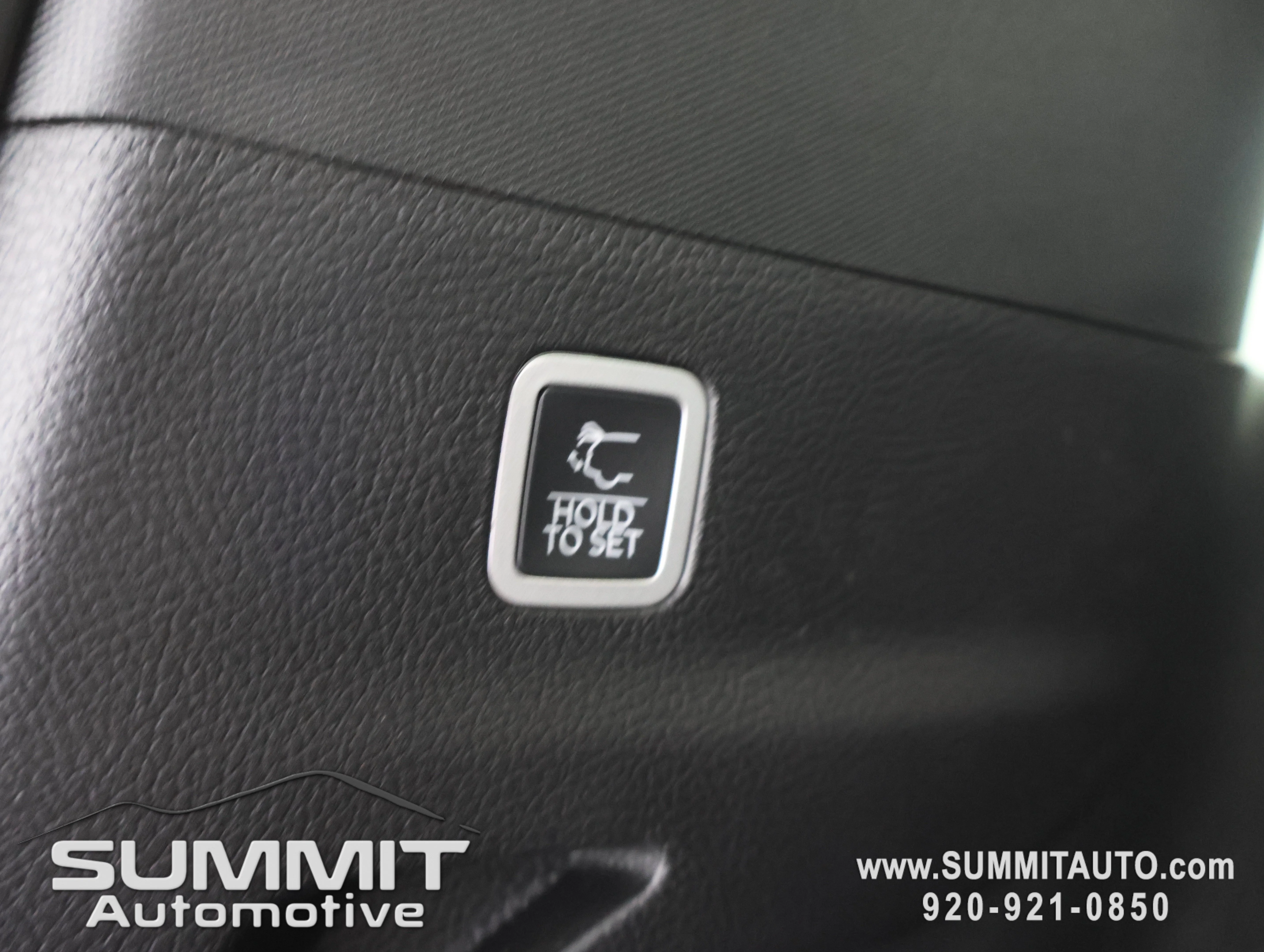 New 2026 High Gloss Black Jeep Limited Reserve image 36