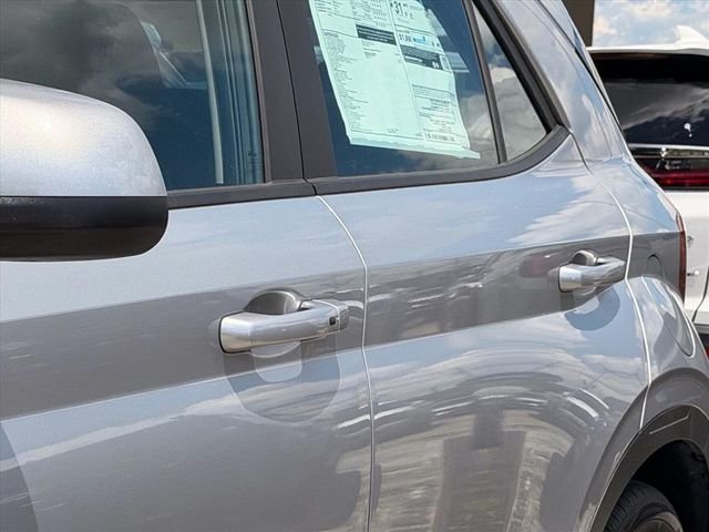 Used 2026 Silver Hyundai SEL image 31