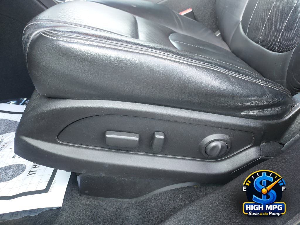 Used 2014 Silver Buick Leather Group image 10