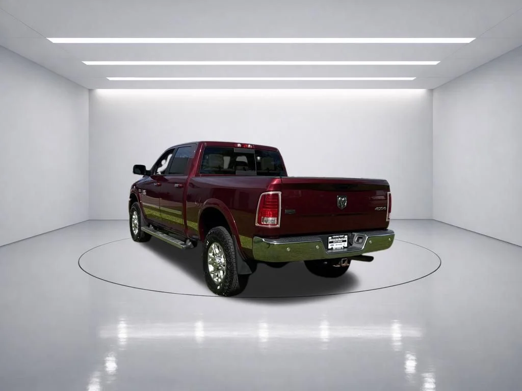 Used 2017 Delmonico Red Pearlcoat Ram Laramie image 5