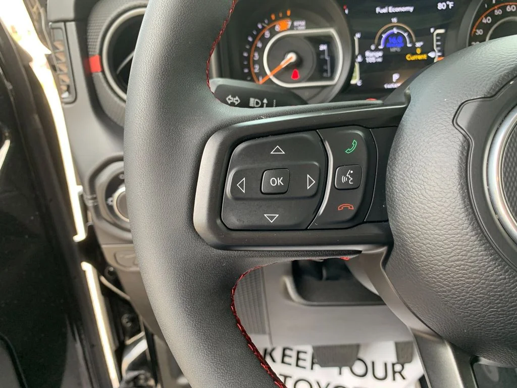Used 2024 Black Jeep Rubicon image 27