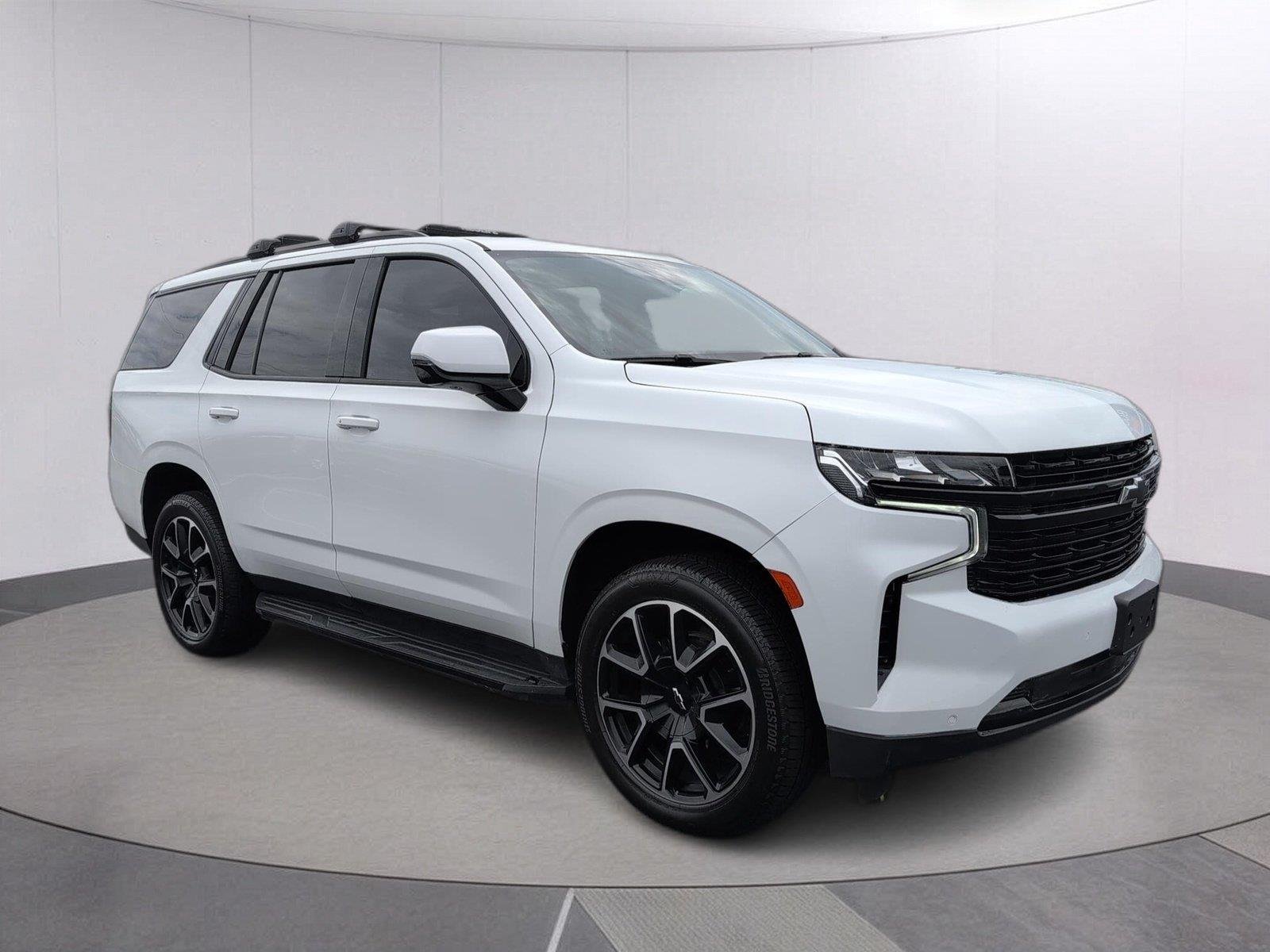 Used 2023 SUMMIT WHITE Chevrolet RST image 9