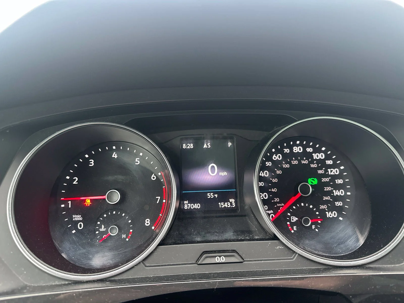 Used 2018 Gray Volkswagen 2.0T SEL image 6