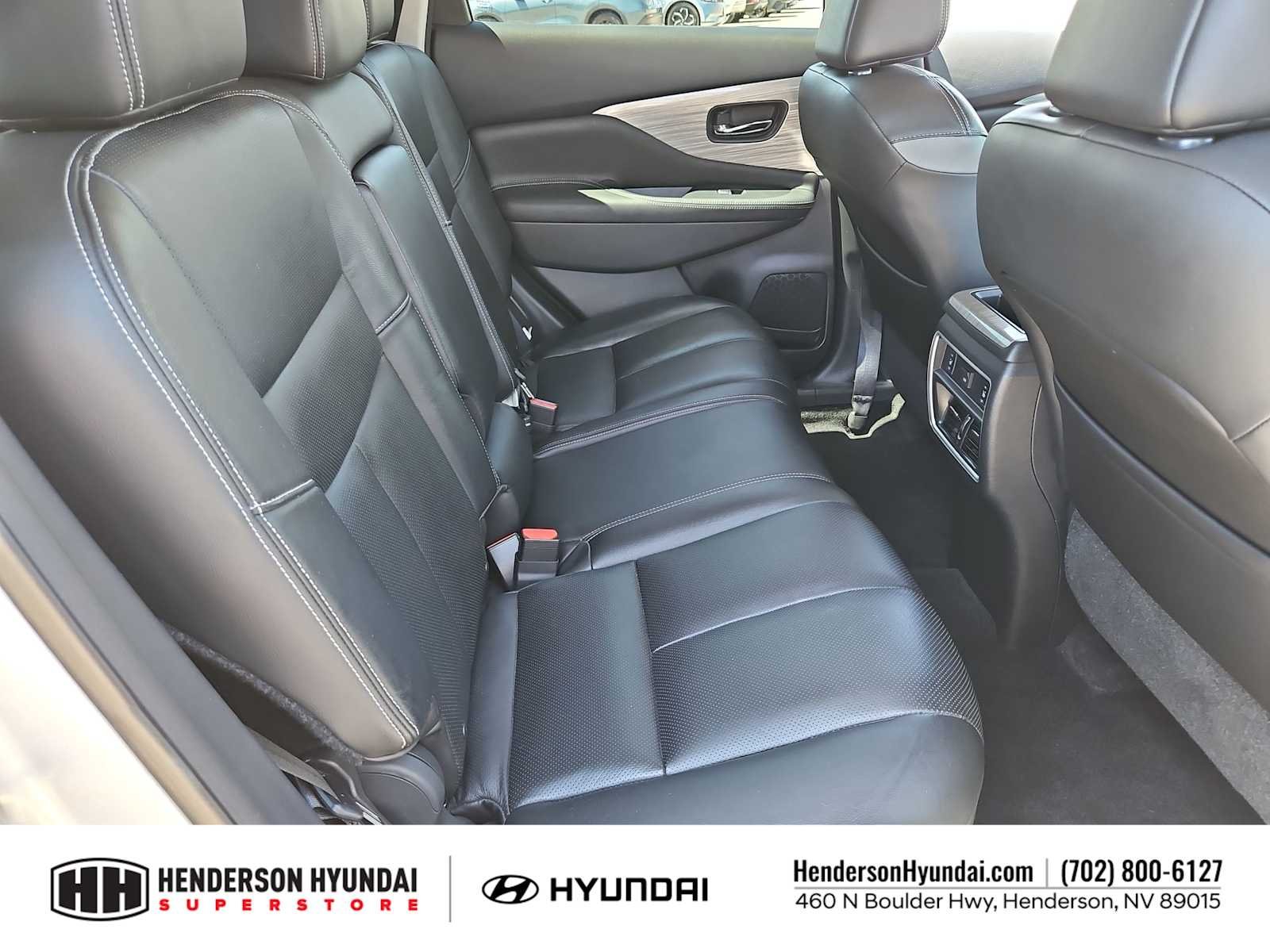 Used 2015 Brilliant Silver Metallic Nissan Platinum image 21