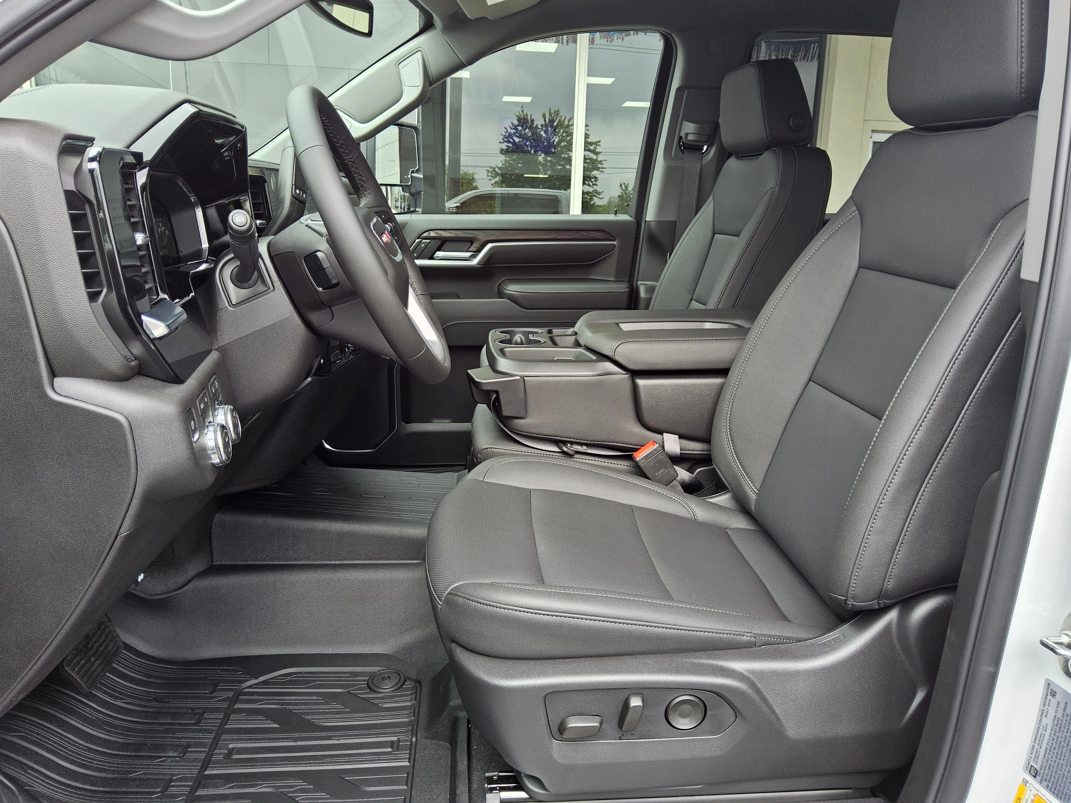 2026 GMC Sierra 3500HD SLT - Photo 6