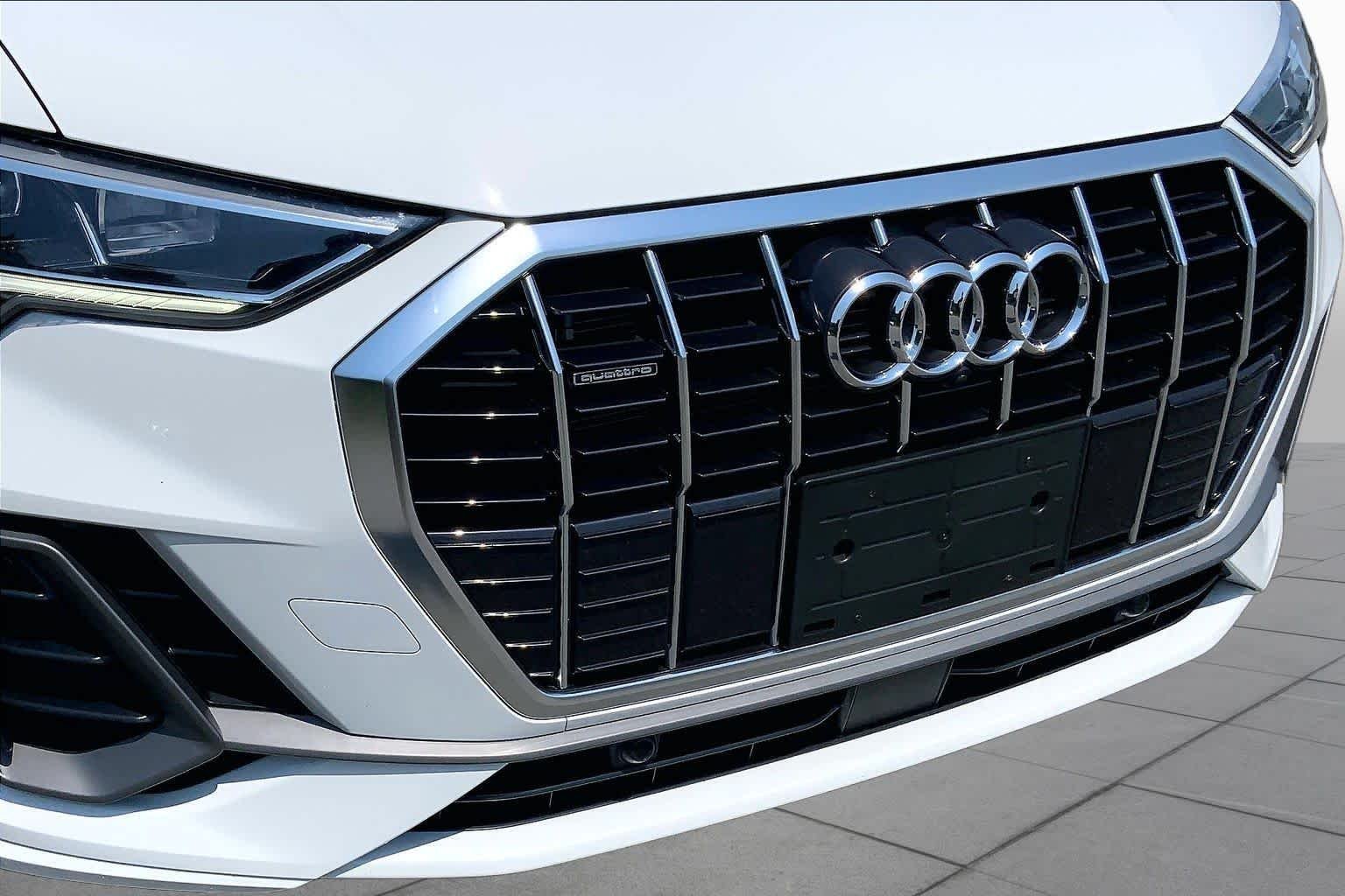 Used 2024 Glacier White Metallic Audi S line Premium Plus image 30