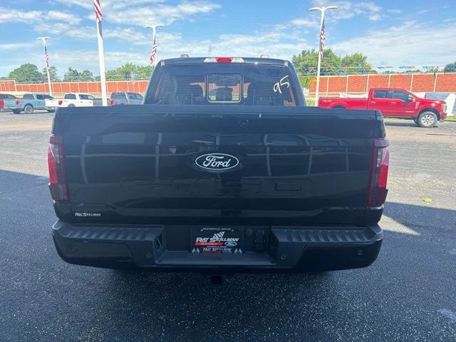New 2026 Agate Black Metallic Ford XLT image 26