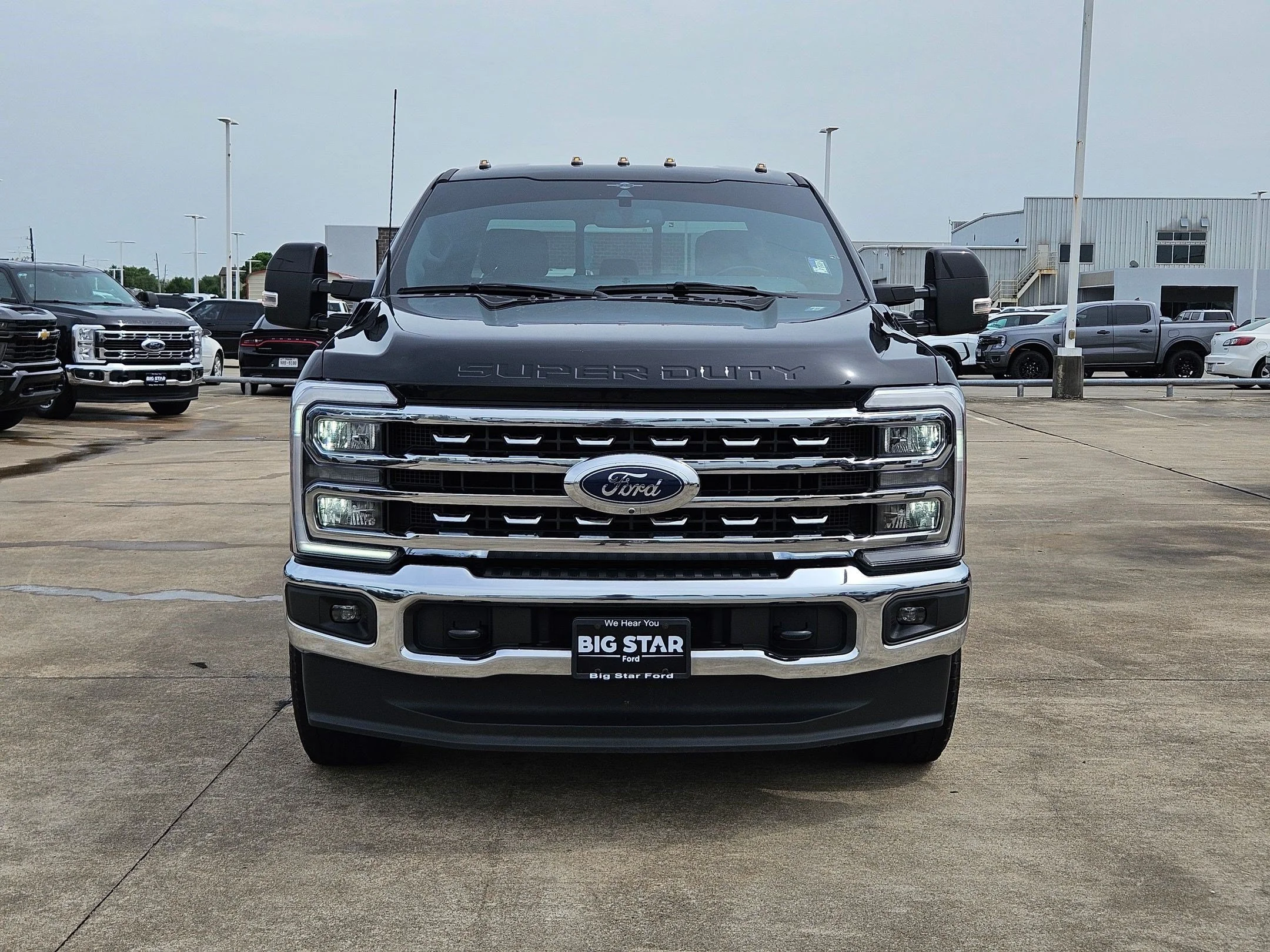 Used 2023 Black Metallic Ford Lariat image 8