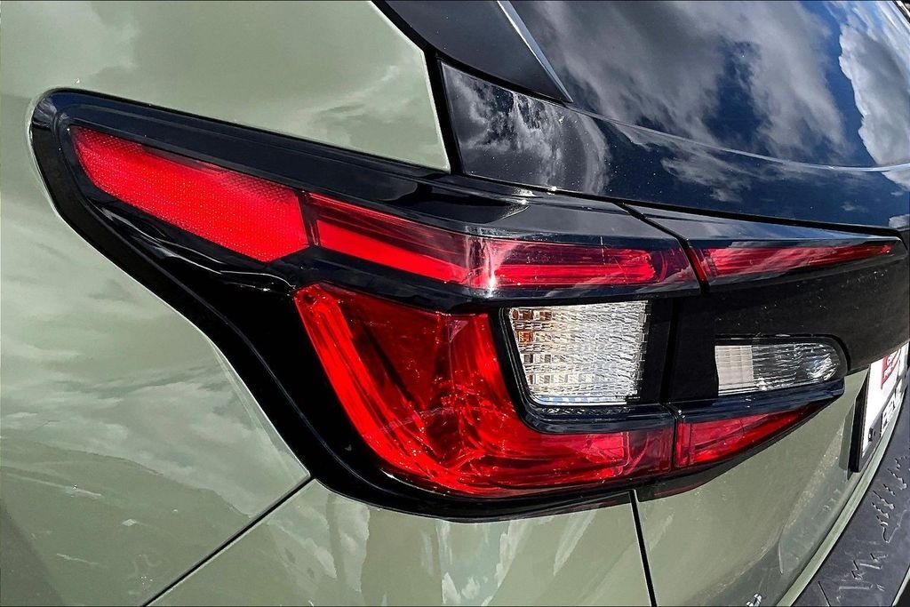 Used 2025 Green Subaru Sport image 20
