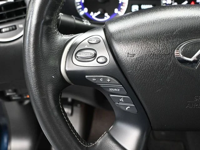 Used 2020 Blue INFINITI LUXE image 29